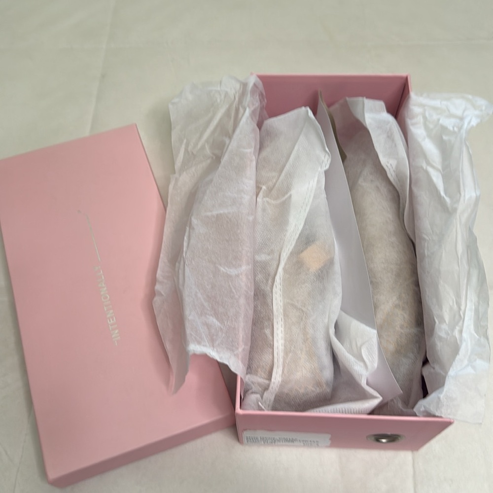 “INTENTIONALLY______.” Elegant Pink Ballet Flats - Picture 9 of 9